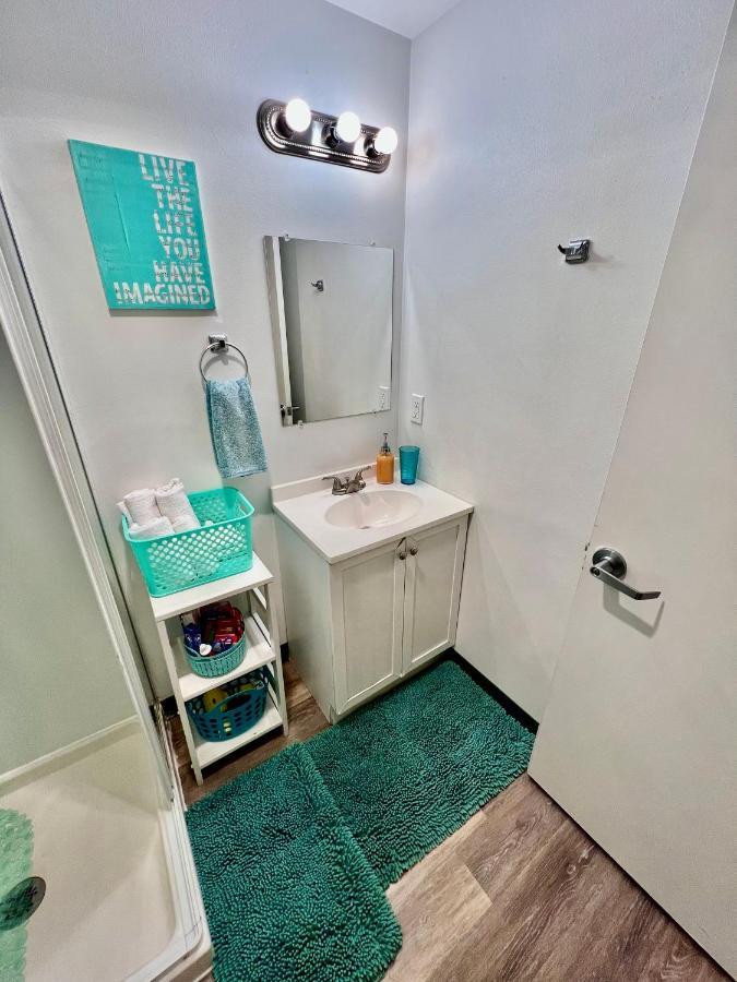 Micro Studio Apartment 10 Minutes Walk To University Of Washington Сіетл Екстер'єр фото