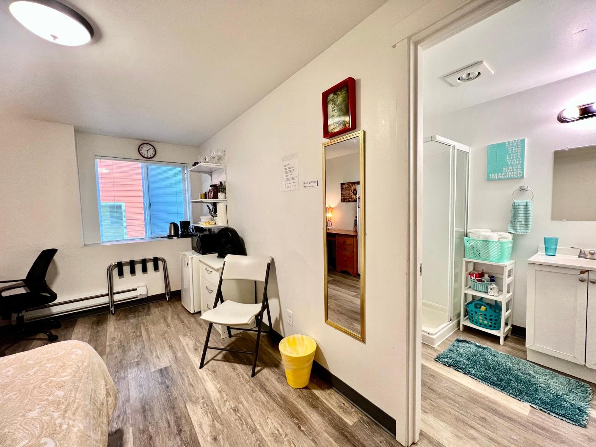 Micro Studio Apartment 10 Minutes Walk To University Of Washington Сіетл Екстер'єр фото